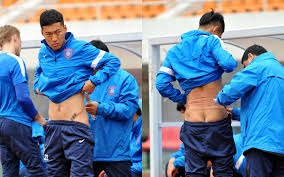 利兹联3-1切尔西，蓝军完败，暴露战术短板，惧怕强队。